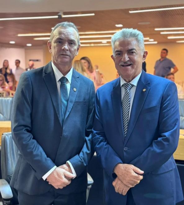 João Gonçalves (à esq.) afirmou que o histórico de Nilson Lacerda na administração pública será um diferencial