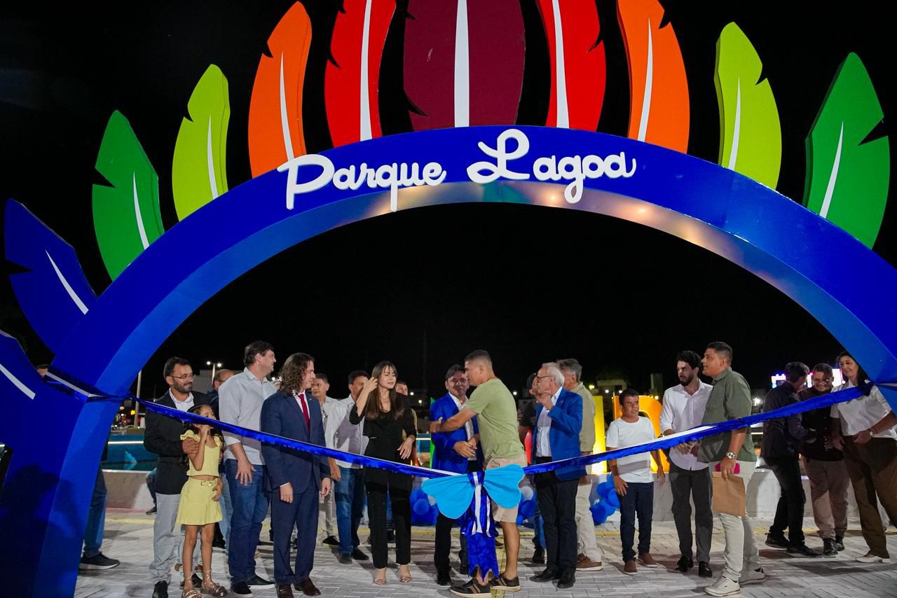 Solenidade aconteceu em meio às comemorações pelos 64 anos do município