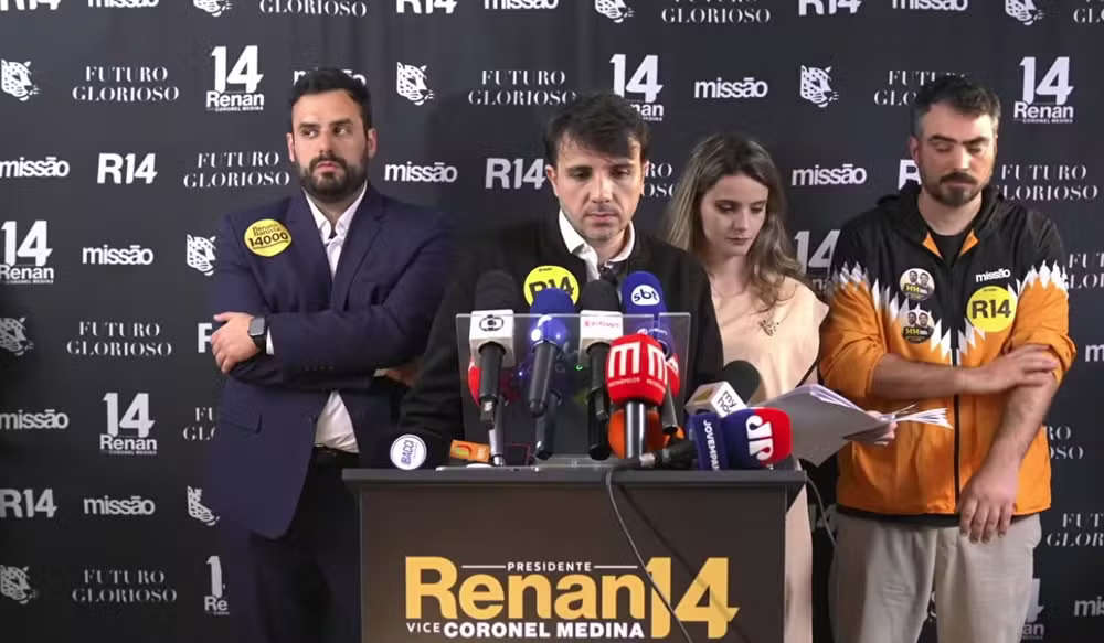 Em coletiva de imprensa, Renan Santos disse que as restrições representam uma “inflexão autoritária”