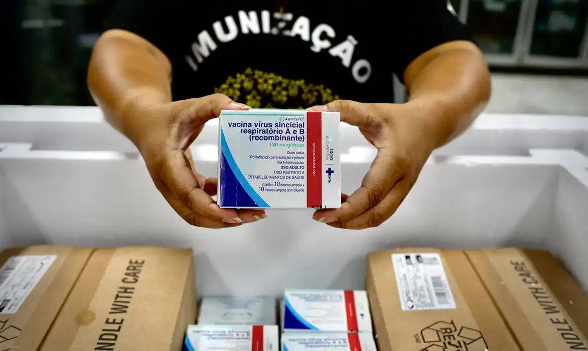 Imunizante visa proteger recém-nascidos contra bronquiolite, forma grave da infecção que leva a hospitalizações