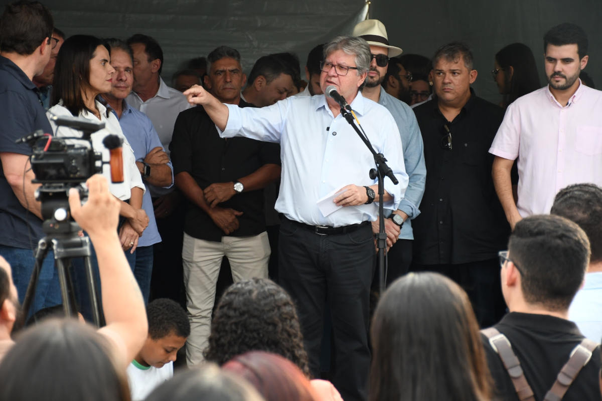 João ressaltou a presença do governo nos municípios com obras e políticas públicas