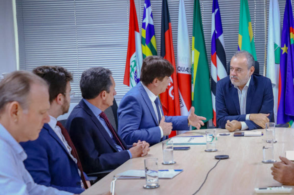 Outro tema abordado foi o papel dos benefícios fiscais como instrumento para diminuir os desequilíbrios entre as diferentes áreas do país