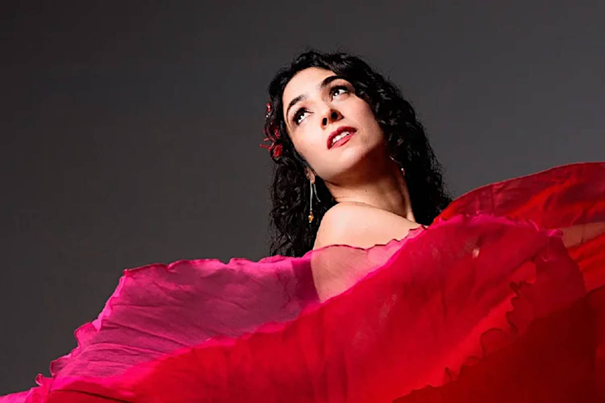 Marisa Monte se apresentará pela primeira vez acompanhada de sua banda e de uma orquestra sinfônica