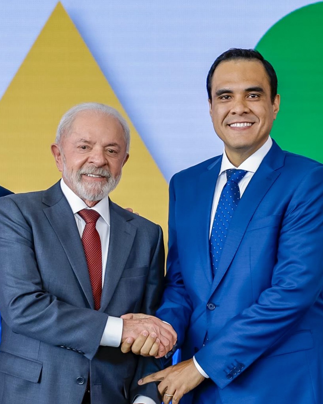 Presidente Luiz Inácio Lula da Silva dá posse ao novo ministro do Turismo, Gustavo Feliciano