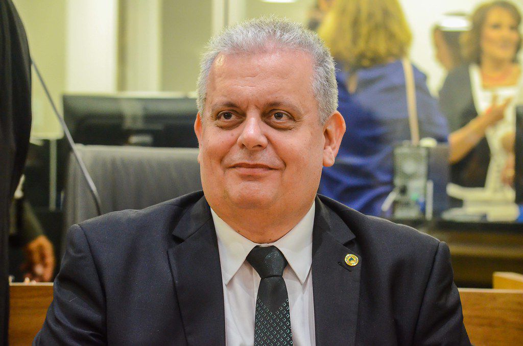 "Nosso compromisso é com uma sociedade mais justa, onde as pessoas com autismo tenham seus direitos respeitados e possam viver com dignidade", disse o deputado Bosco Carneiro