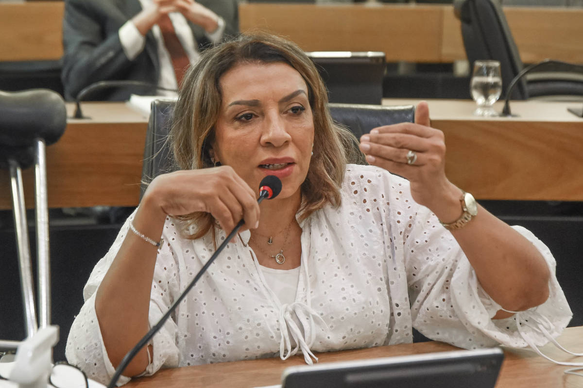 A deputada Cida Ramos avalia que a lei vem para corrigir essa distorção