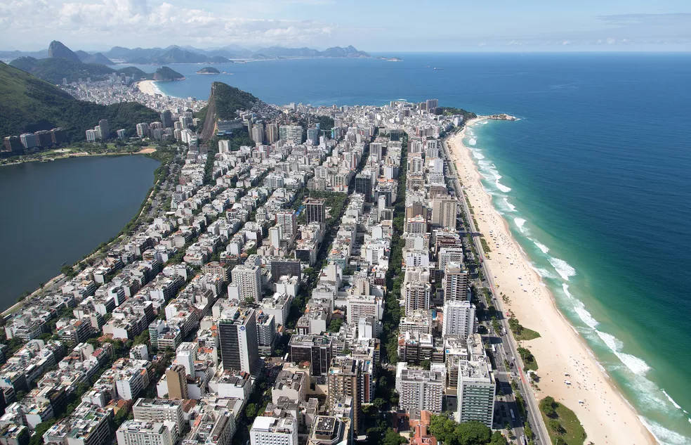 Vista aérea da orla de Ipanema