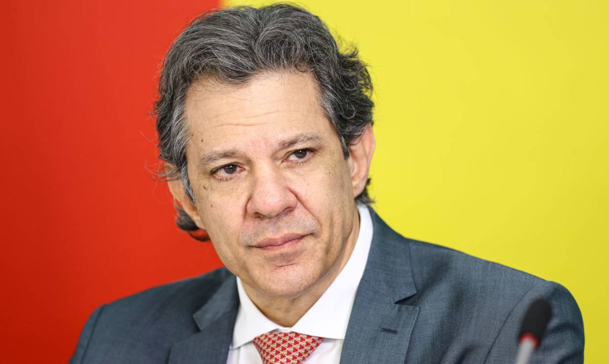 "Podemos estar diante da maior fraude bancária da história do país", disse o ministro Fernando Haddad
