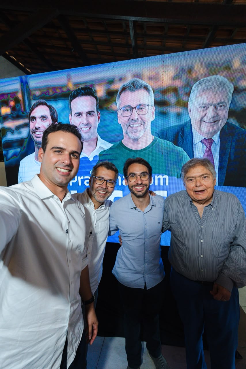 Lucas (à esq.) agradeceu a confiança depositada e destacou a trajetória e a representatividade dos novos aliados
