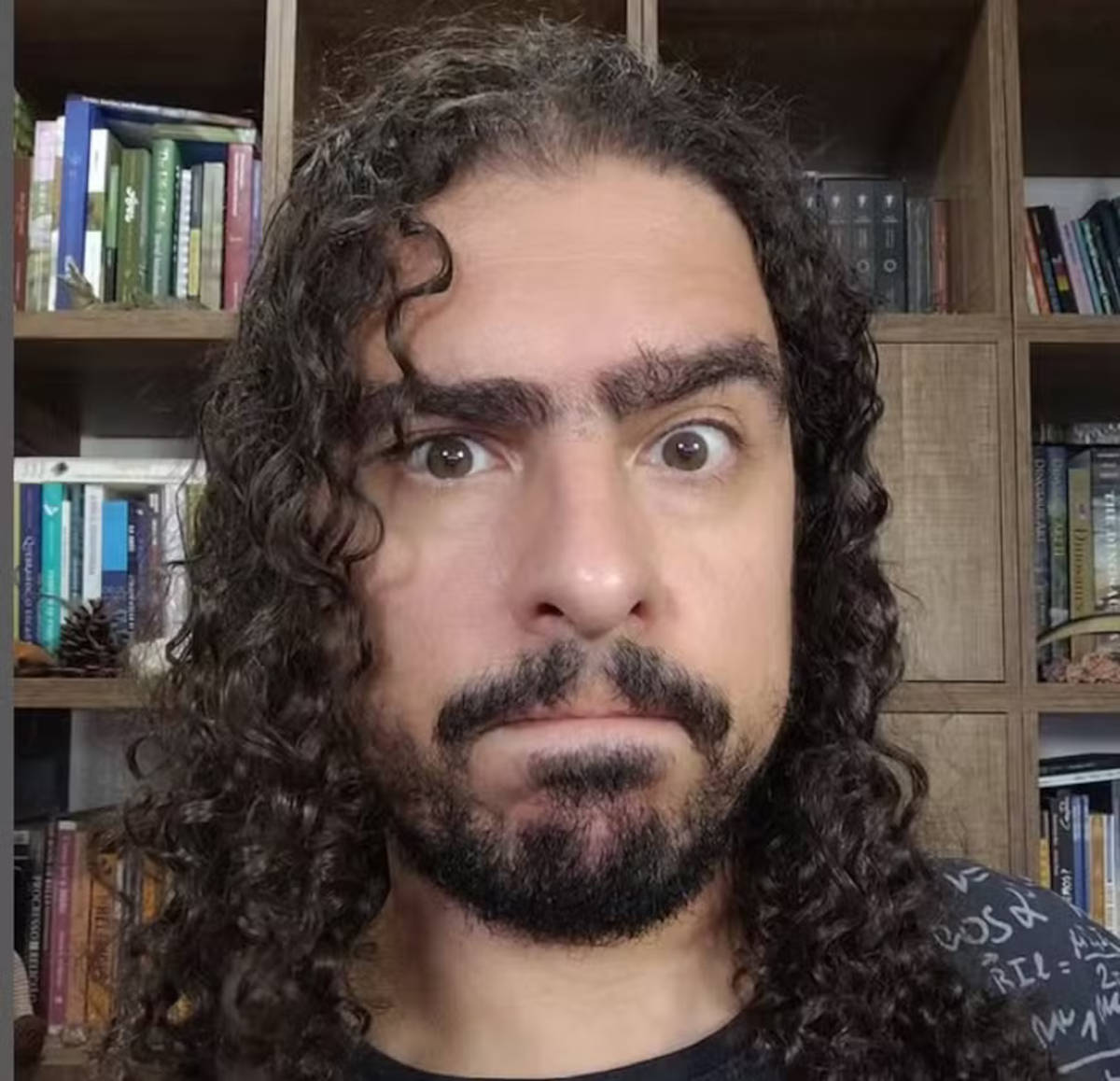 Pirulla teve o AVC em sua residência