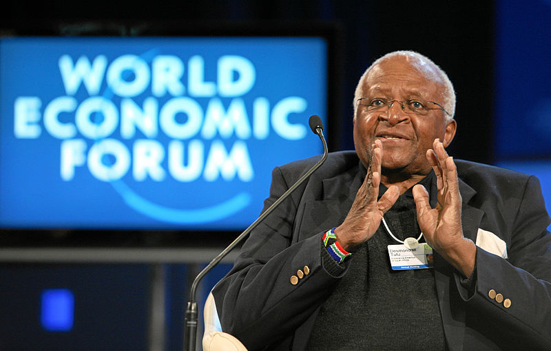 Desmond Tutu era amigo pessoal de Nelson Mandela e deixa legado de luta contra o racismo
