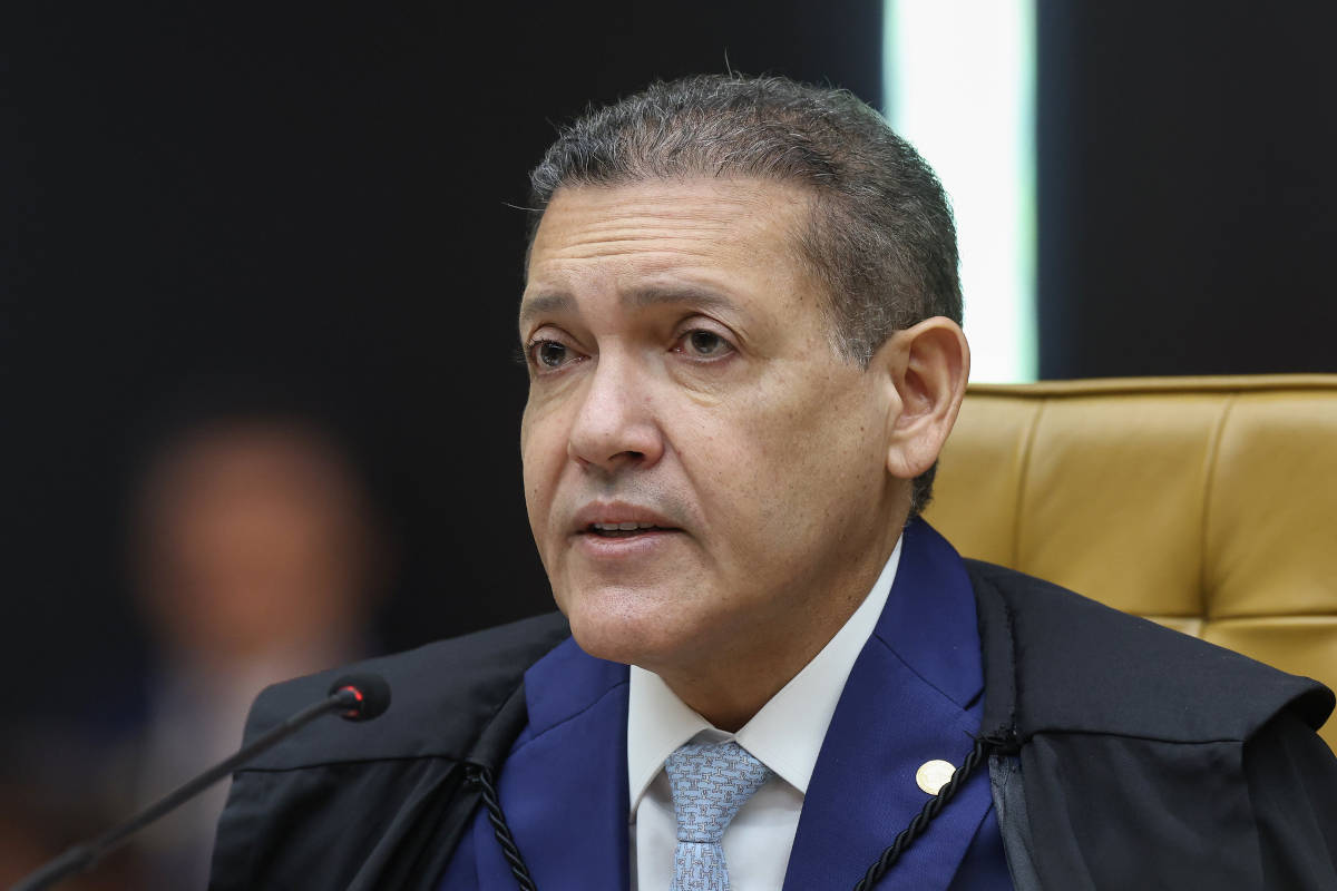 Ministro Nunes Marques, do STF, se declarou impedido de participar do julgamento histórico dessa terça 