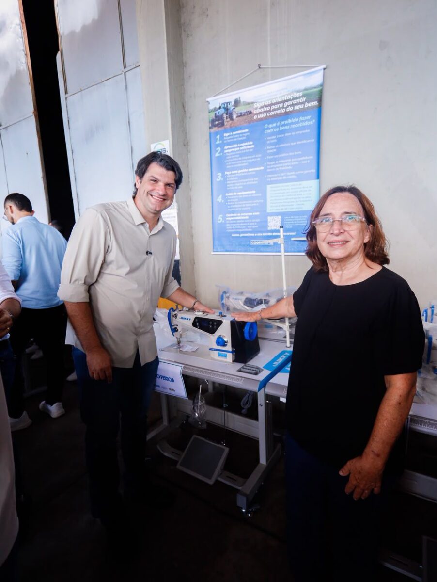 Os 20 kits de costura será destinado a Secretaria do Desenvolvimento Social
