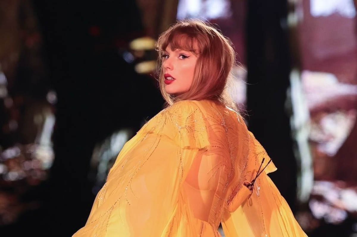 fãs, conhecidos como Swifties, começaram a especular que uma nova era estava por vir