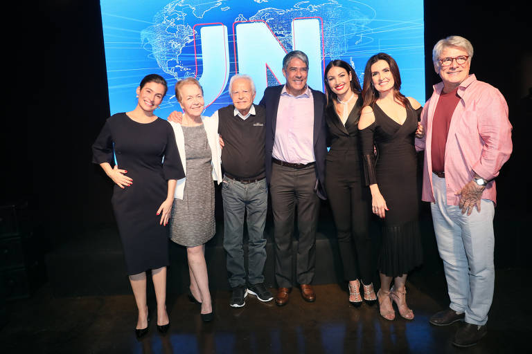 Jornalistas da Rede Globo; fontes confirmam orientação interna sobre a pronúncia