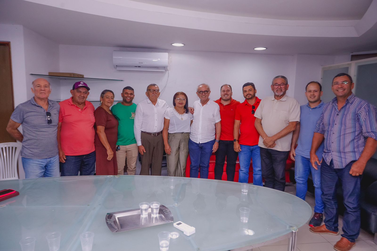 Pré-candidato ao Governo recebe ex-prefeito, vereadores e lideranças locais em diálogo por desenvolvimento estadual