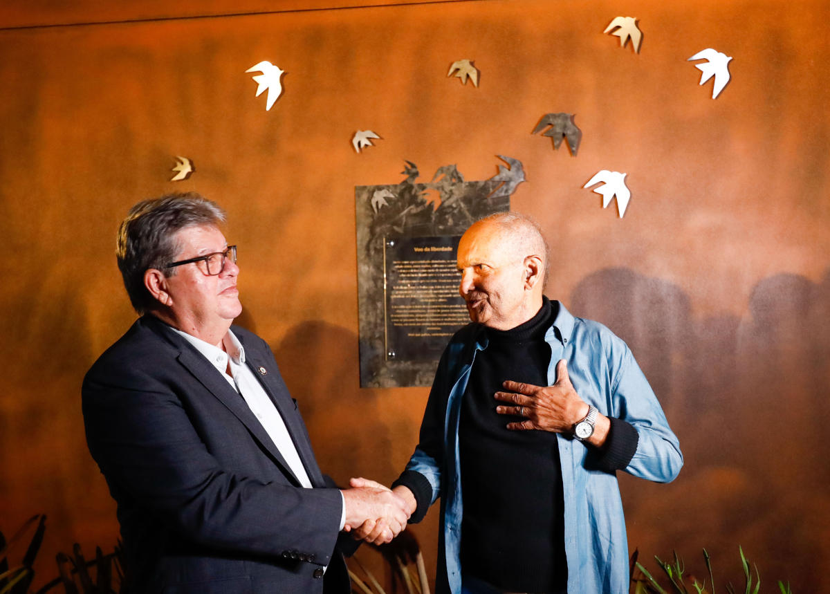 Governador João Azevêdo e Chico Pereira