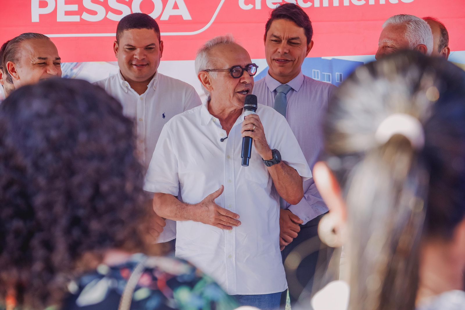 As últimas 27 vias restantes tiveram a ordem de serviço autorizada nesta quinta-feira pelo prefeito Cícero Lucena