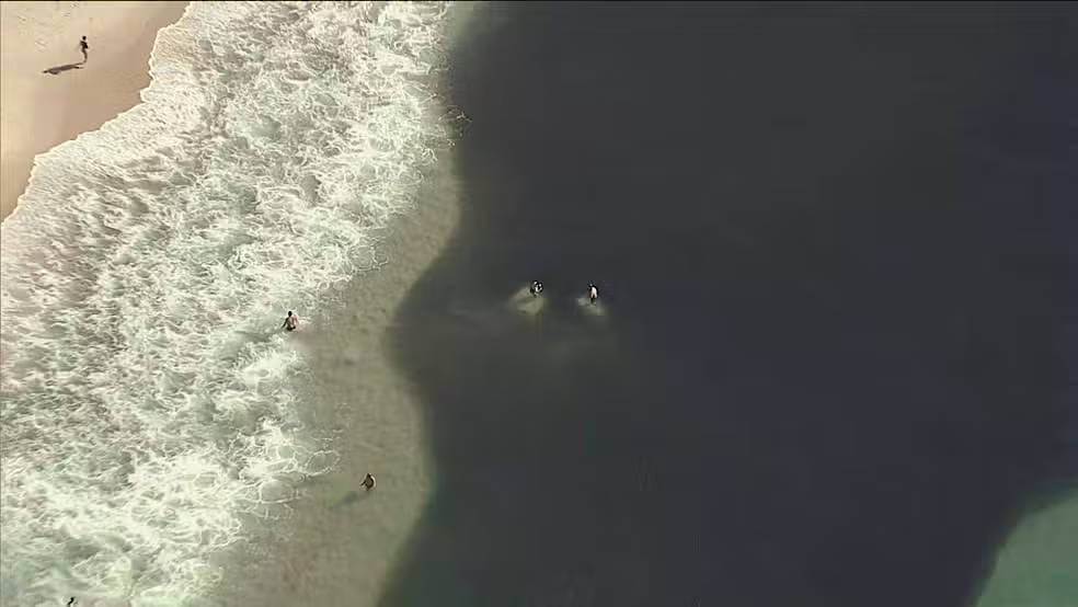 Espetáculo ocorreu em mais um dia de sol intenso na cidade