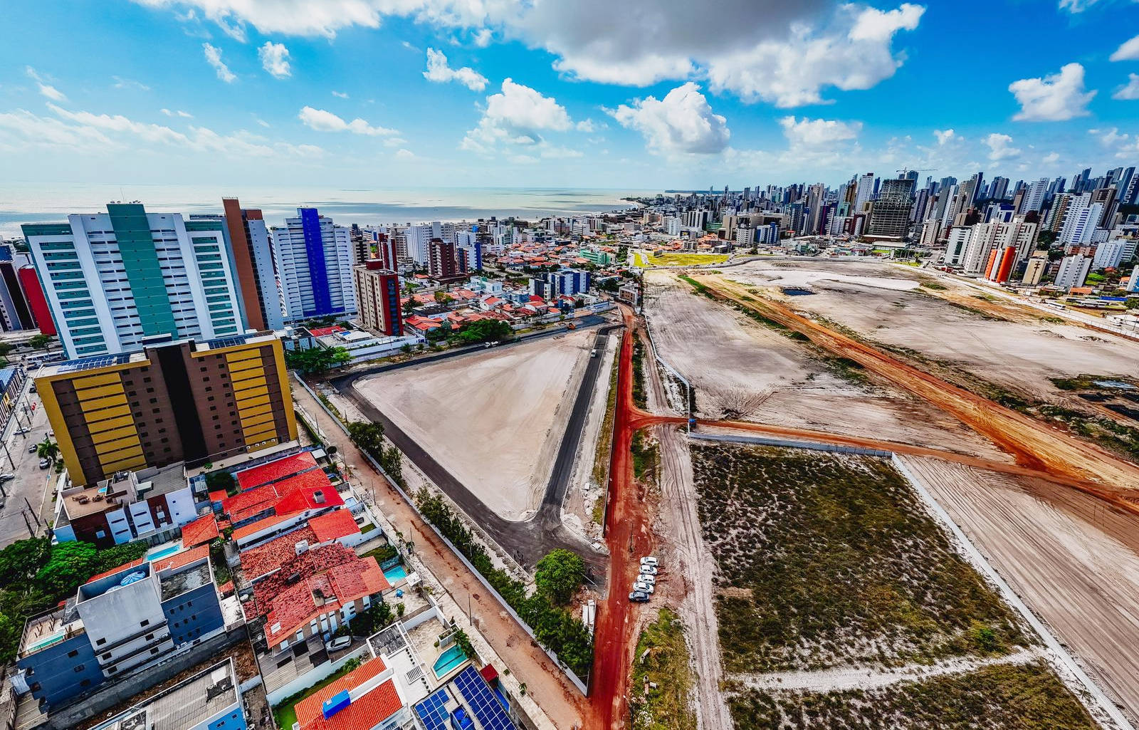 Primeira etapa inclui estacionamento com capacidade para 282 veículos e o plantio de 500 árvores adultas 