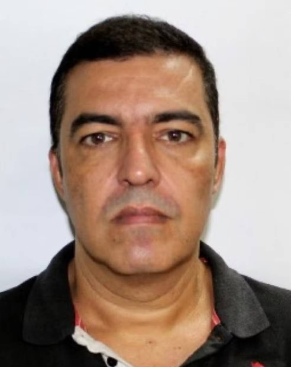 Material falso supostamente produzido por Marques teria função de atender aos interesses de um grupo ligado à exploração de cantinas em presídios 