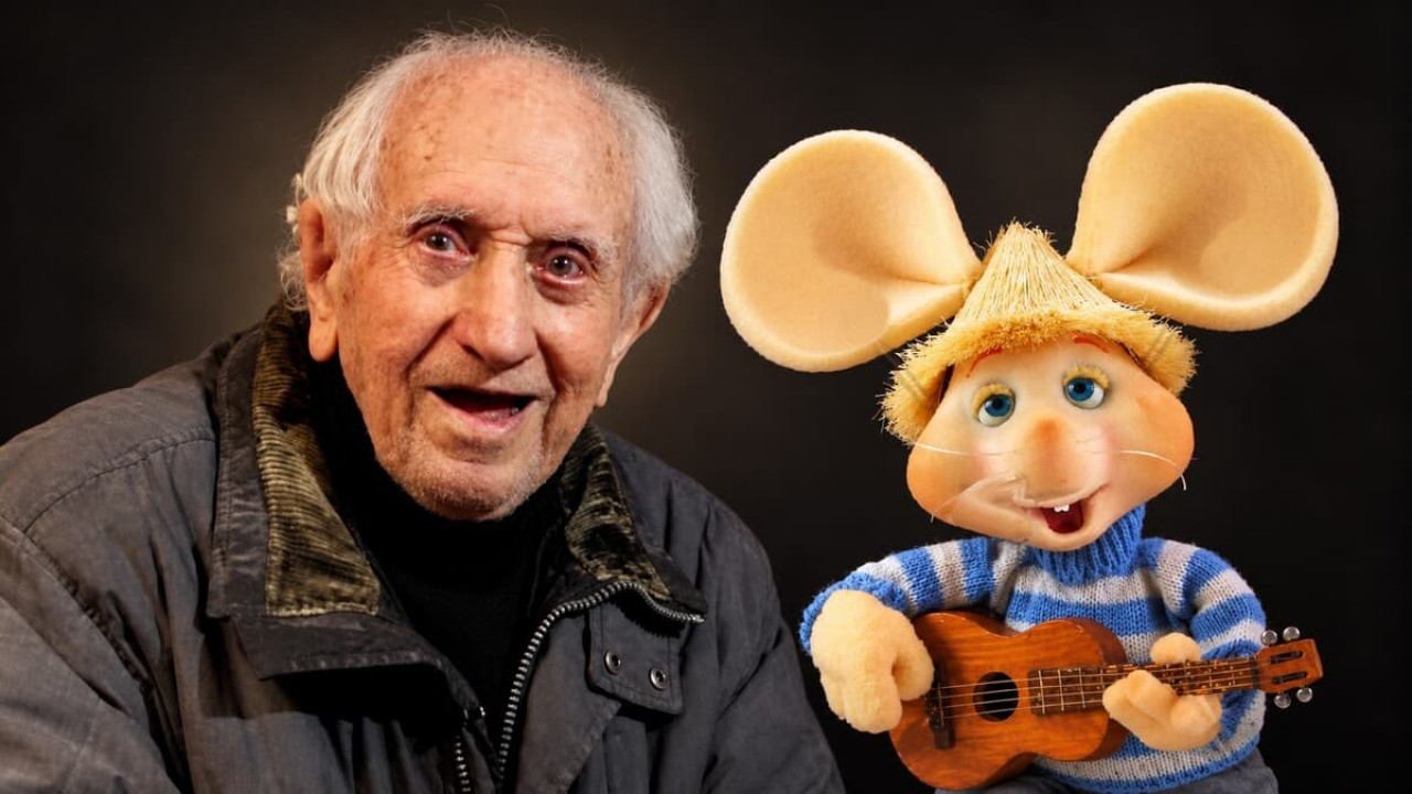Peppino Mazzullo gravava os diálogos de Topo Gigio na Globo decorando a sonoridade das palavras