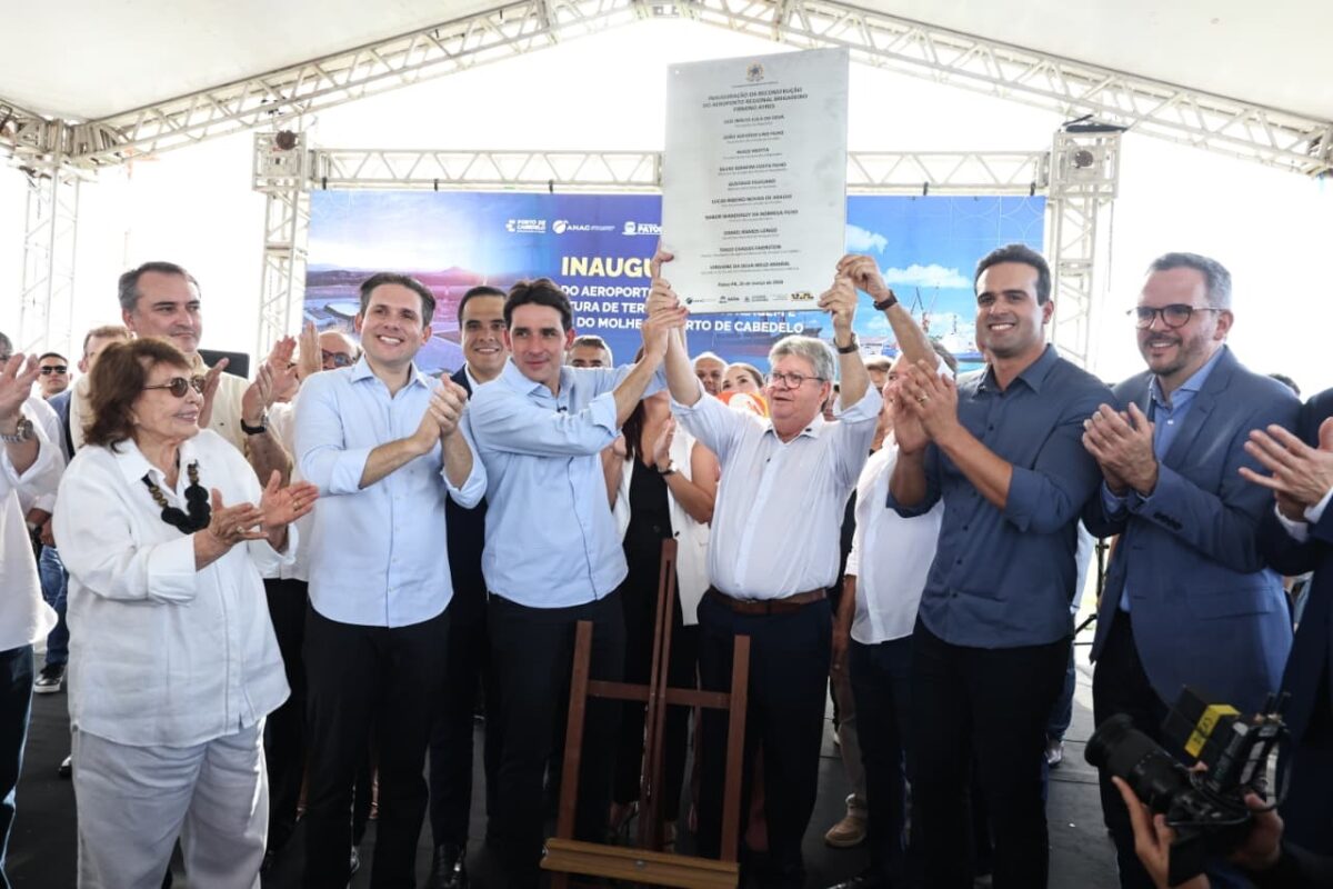 Cerimônia contou com a presença de diversas autoridades