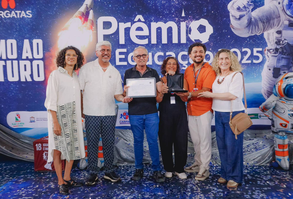 Reconhecimento marcou a realização do prêmio Aluno Nota 10, em parceria com o Instituto Alpargatas, na Escola Aruanda, nos Bancários