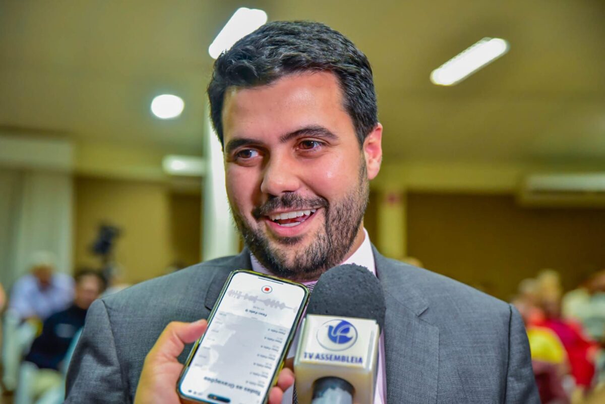 Wilson Filho trouxe dados para contextualizar a dimensão dos problemas de saúde que impactam o aprendizado das crianças brasileiras