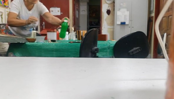 Cena foi gravar por meio de câmera escondida
