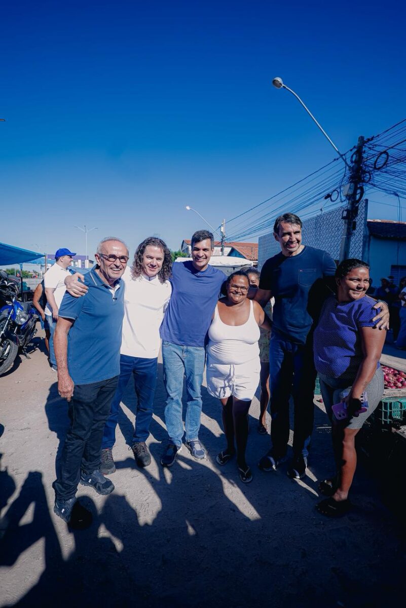 "Em cada conversa, cada abraço e cada visita, se renova e cresce nossa vontade de trabalhar por uma Paraíba melhor", afirmou Cícero Lucena