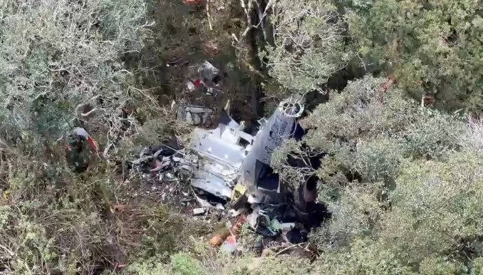 Restos da aeronave foram encontrados em área de difícil acesso