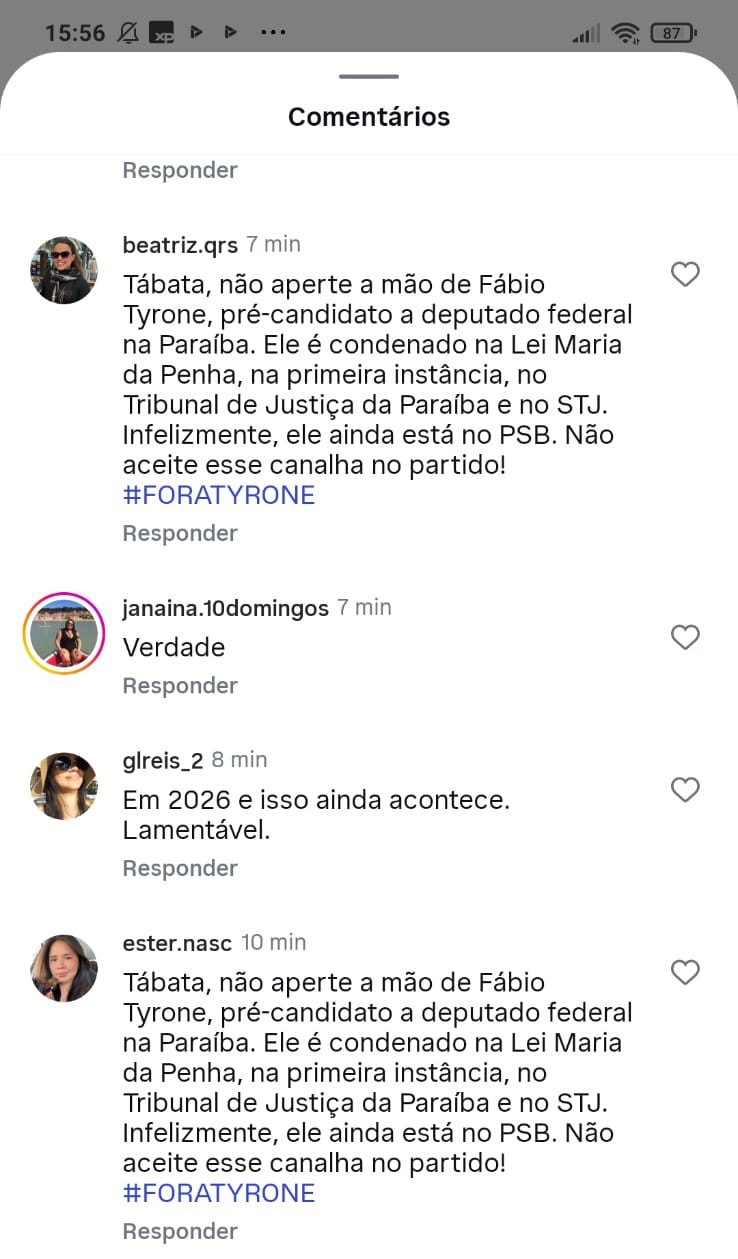 Usuários protestam contra o ex-prefeito de Sousa, Fabio Tyrone