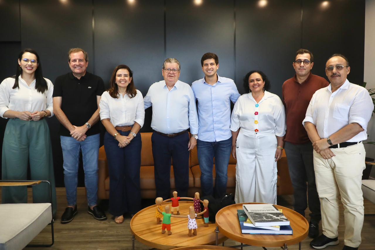 Rafaela Camaraense, Fabio Tyrone, Pollyanna Werton, João Azevêdo, João Campos, Lídia Moura, Gervásio Maia e Zezinho Botafogo 