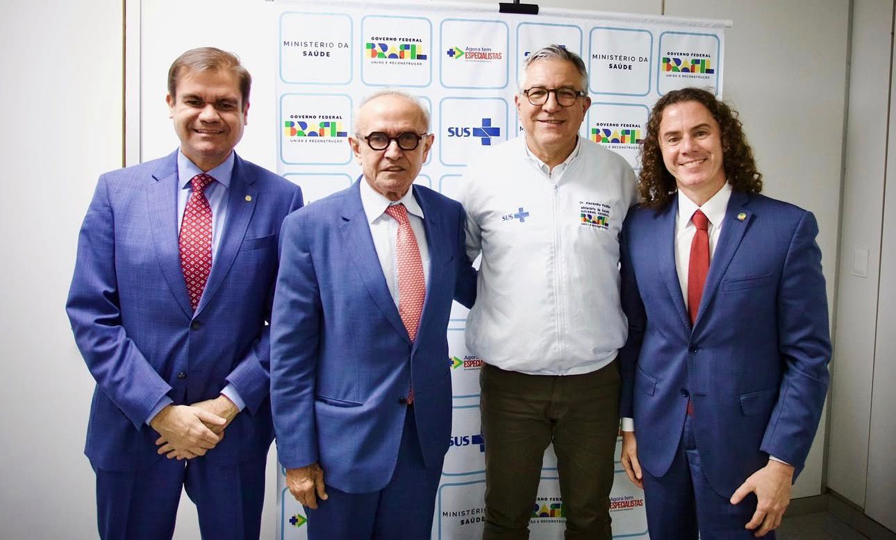 Cícero destacou a importância do programa para fortalecer a política de saúde da cidade