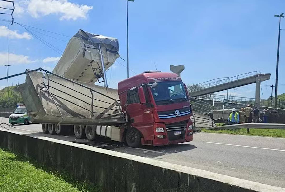 Motorista do caminhão que provocou o acidente sofreu ferimentos leves