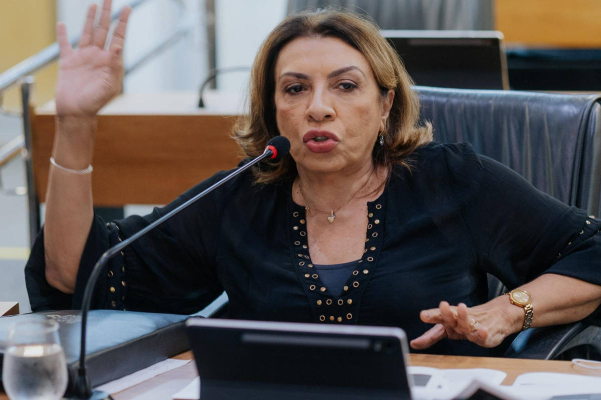 Cida Ramos dirigiu sua crítica diretamente aos partidos União Brasil, Novo e PL